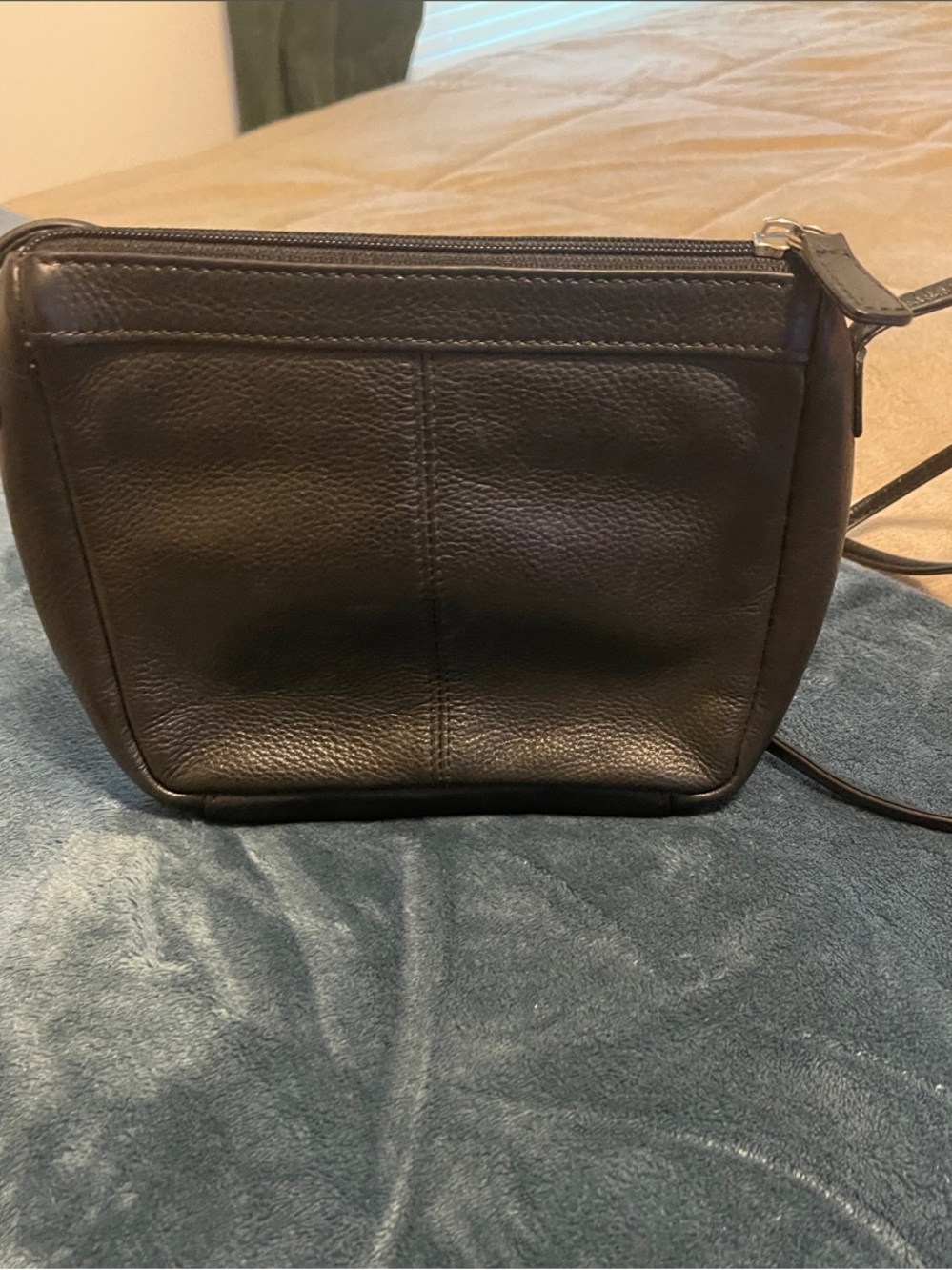 Fossil Black Leather Crossbody Bag - Picture 10 of 16